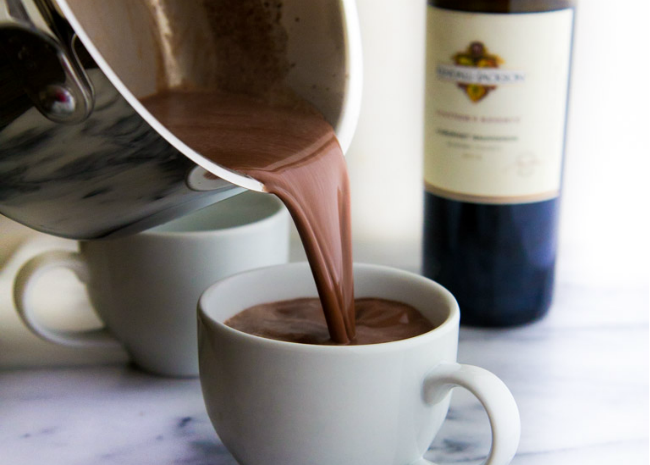 MAGIC1067's tweet photo. #RedWineHotChocolate is the new winter drink trend.... @SueTabb @real_chrisshine & @KendraPetrone want some RIGHT NOW!!
1. Make chocolate milk by melting chocolate chips in milk.
2. Pour in red wine.
3. Pour into mugs.
4. Top with whipped cream.
#Yum #Yum and #Yum https://t.co/aH1j9dzQDJ