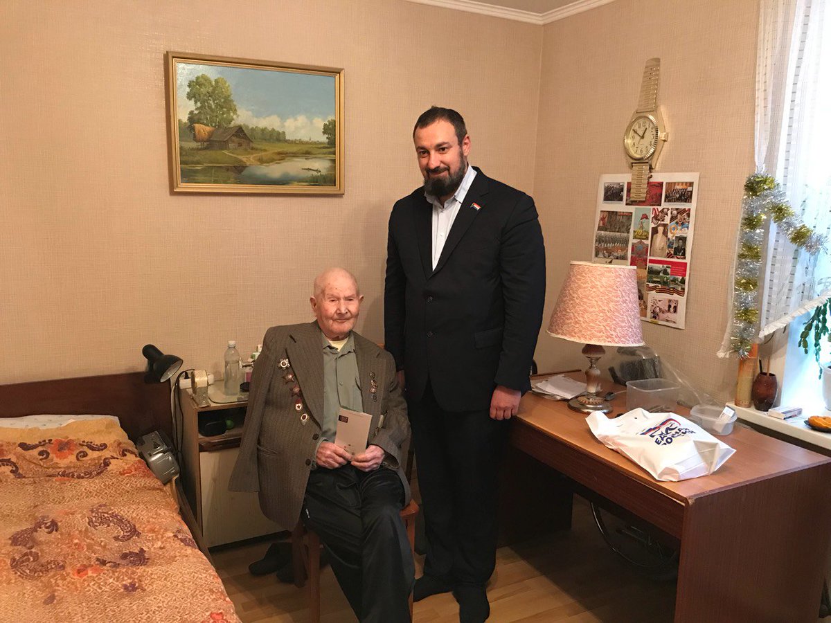 ragimov063's tweet photo. Не ждём 9 мая! Поздравляем ветеранов и участников ВОВ с  при любой возможности. Присоединяйтесь к нашему движению-акции #патриоткруглыйгод! @samaradeputat @er_samara @Duma_Samara @rossya2014 Спасибо за помощь @AdmSamRna https://t.co/P19HMLQLbn