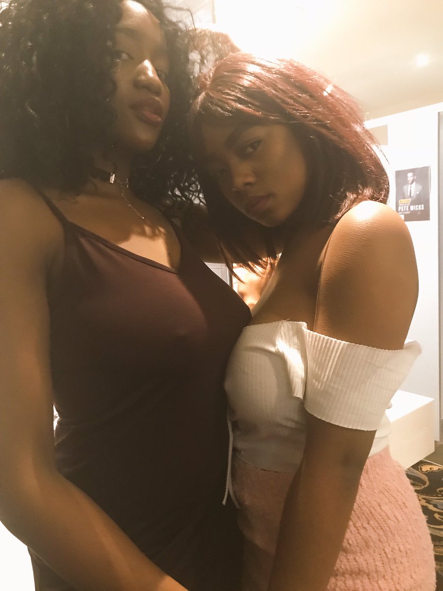 thisisthandie's tweet photo. @trinahphindy I deffo get those goosebumps when I'm next to ya😜😌 https://t.co/3okgqb6vK7