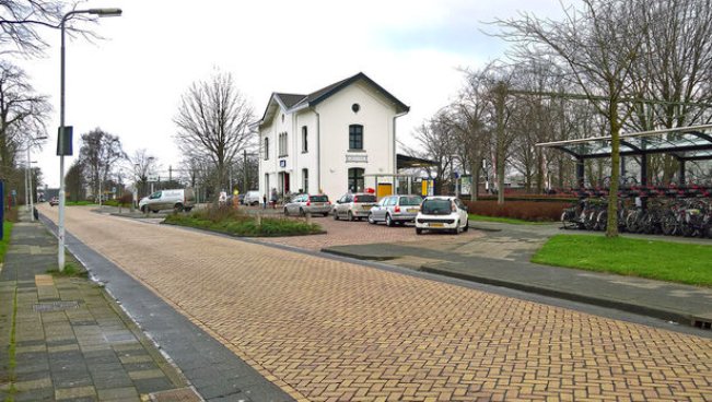 KCSharedSpace's tweet photo. De omgeving van station Wolvega wordt ingericht als shared space gebied. #sharedspace https://t.co/UPcrJIAMqQ https://t.co/KOBl23GH6D