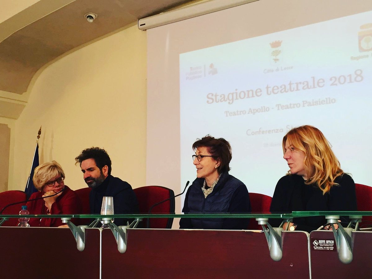 TeatroPubblPugl's tweet photo. Siamo a #Lecce per presentare la nuova Stagione 2018 al Teatro Apollo e Teatro Paisiello - #Teatro #ComuneDiLecce #teatroApollo #TeatroPaisiello https://t.co/yUVV71F74Z