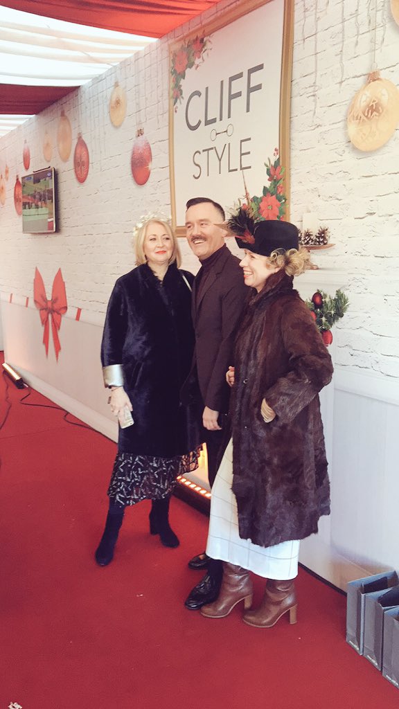 KANOComms's tweet photo. The judges are ready to go at #cliffstyle Awards @LeopardstownRC @CliffatLyons @CliffTownhouse @cliffhousehotel 🐴 https://t.co/5ELyTD4x9K