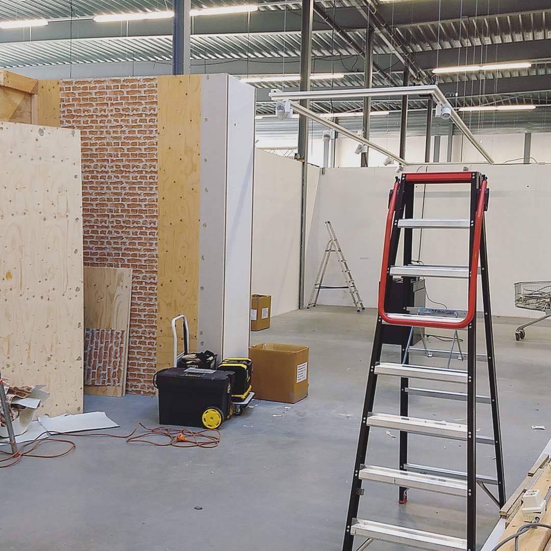 BlomNl's tweet image. Nog even en onze winkelruimte bij FairPlaza is klaar. Geduld is een schone zaak..en lastig ;-)
#verbouwing #nieuweruimte #hetwordteenmooijaar #expandingbusiness @fairplaza @wereldwinkel @wereldwinkels @ditiswaar #inkoopcentrum #B2B #wholesale