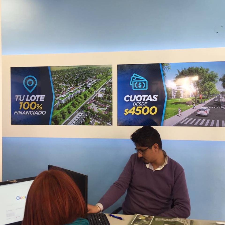 El local de <a href="/GrupoProaco/">Grupo Proaco</a> con pantallas #Signboox! 🙌🏽😄✨ #proyectar #digitalsignage #digitalsolutions #screen #local #style #innovation #technology