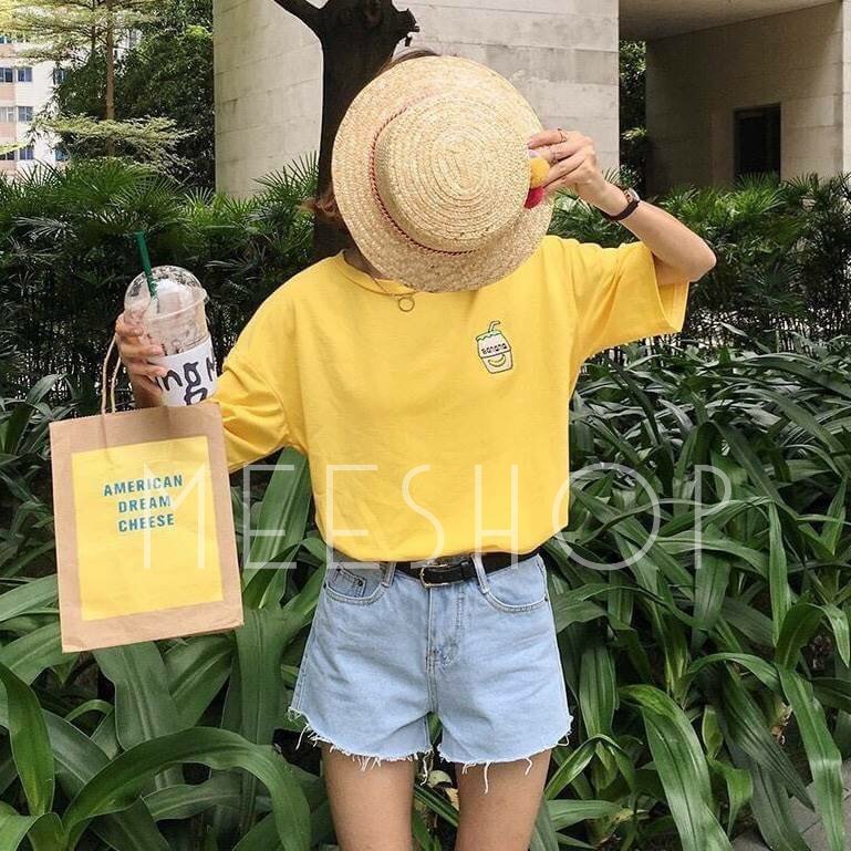 GalaxyMeeSHOP's tweet photo. BANANA MILK TEE 🍼
💲ราคา 220 บาท
📮40/60
**สีเหลืองจะอ่อนเหมือนรูปสุดท้าย **แขนไม่ยาวเท่าในรูปนะคะ 
bust:40” length:24”
สี: ขาว เหลือง
#เสื้อผ้าเกาหลี #เสื้อoversize #เสื้อผ้าแฟชั่น #เสื้อผ้าแฟชั่น #เสื้อสไตล์เกาหลี #howtoperfact #howtobeauty #ถูกและดี #ถูกบอกต่อ https://t.co/wE7wwNd2IE