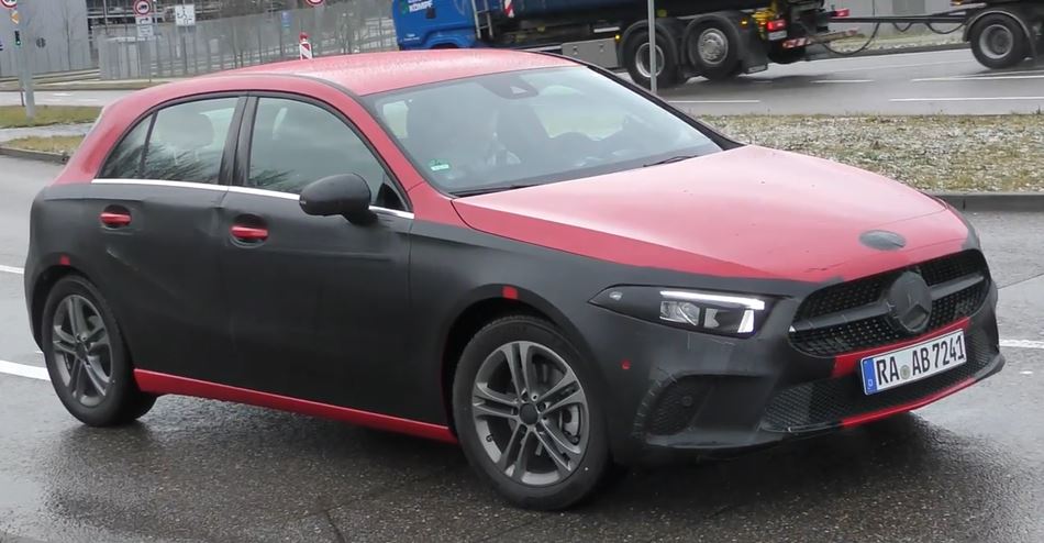 jesmbde's tweet photo. Neue #Aclass #W177 fast ungetarnt sowie Infos zu dem Motoren Lineup https://t.co/AMmK7db5nY #Mercedes #Sindelfingen #MTC #Rastatt #Daimler #MFA2 @walkoART https://t.co/2wR0xQPX9W