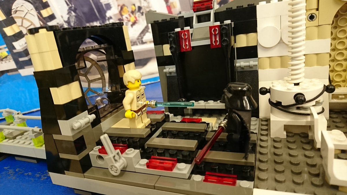 LEGO 10123 クラウドシティ 入荷しました！ 組立済みで、ボロボロです 