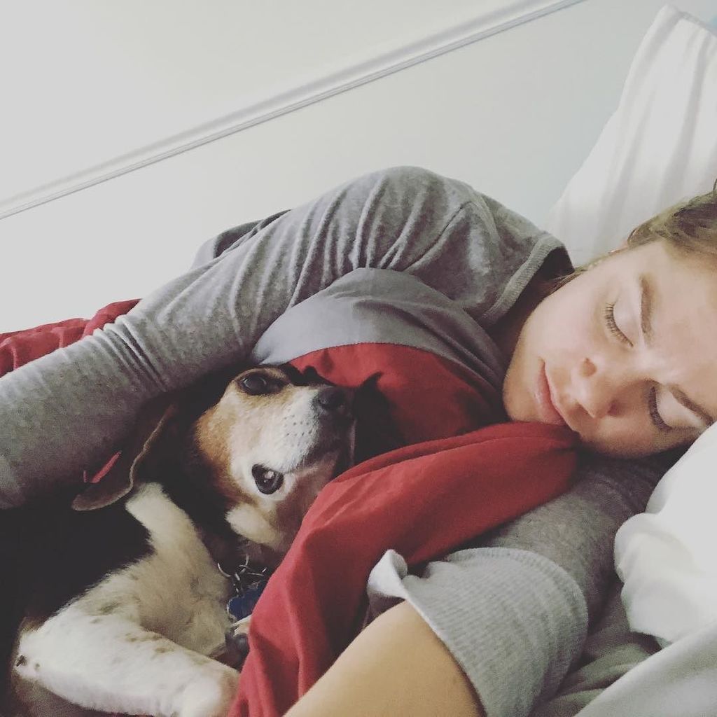 My mom sent me this yesterday.
Missing the girl this AM! 
#dogaunt #throwbackthursday #beaglesofinstagram