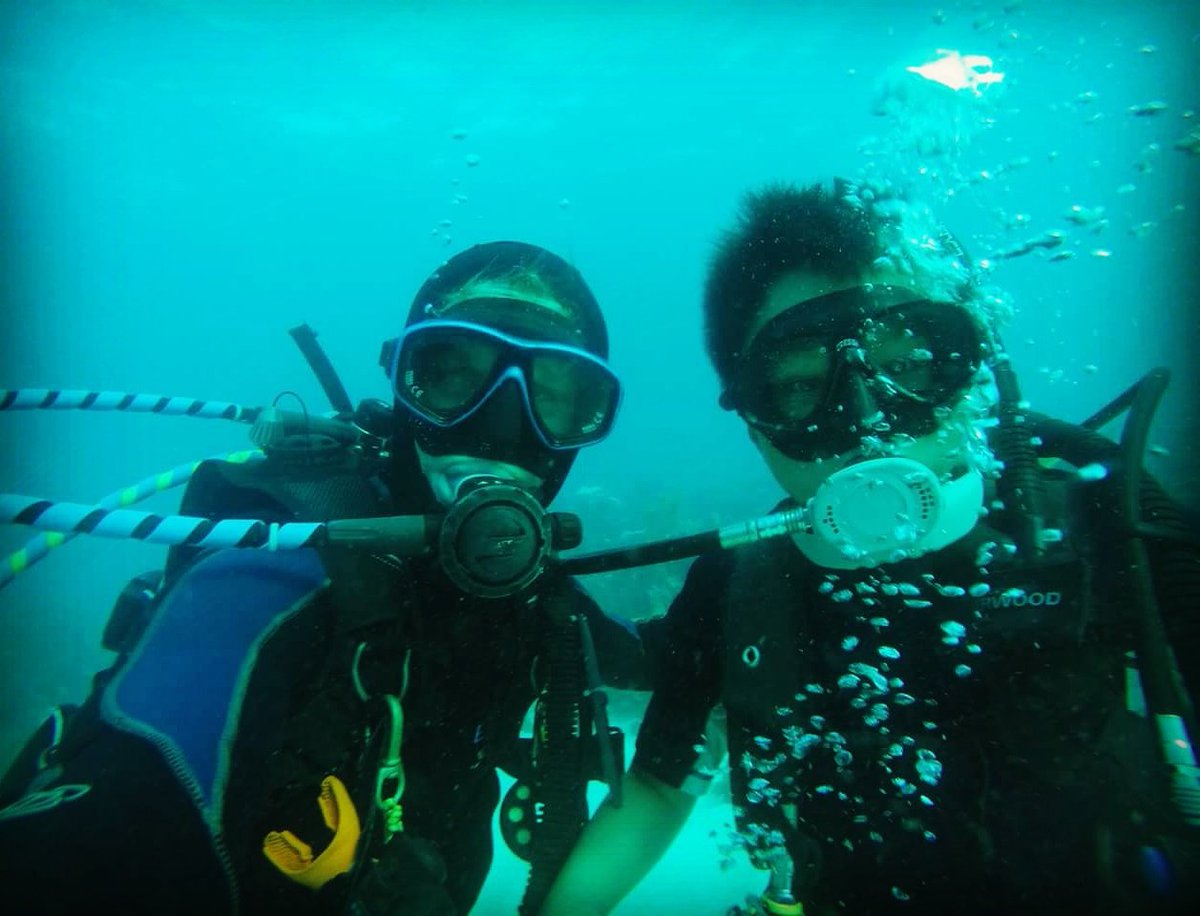 dos_tiburones's tweet photo. Our #300th #certifiedstudent #padi #divecenter #scubadive #divebuddies #bigcornisland #nicaragua #futurereefguardians #lovinglife https://t.co/Rmm5sWhHbV