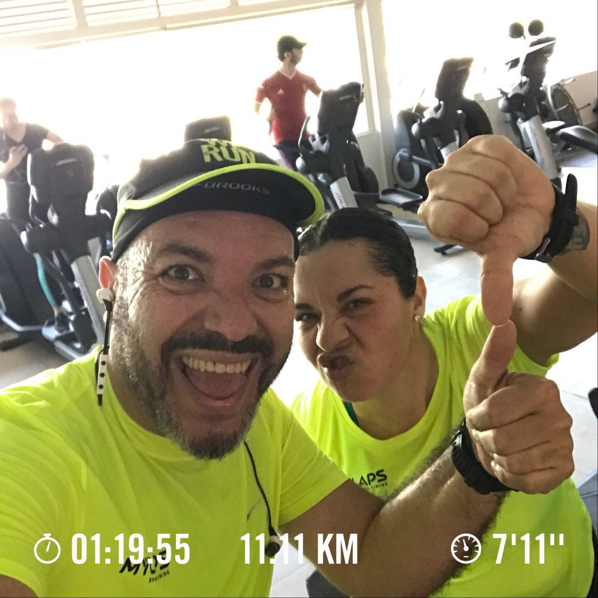 AntObregon's tweet photo. #YoElegíCorrer #RunningInLove #BetterTogether ¿Alguien dijo que correr en cinta es aburrido? Con @CaroSerratos nunca! 🏃🏻♀️❤️🏃🏻♂️
Hoy en el #DíaDeLosInocentes seguimos sumando para #MaratónLala2018 https://t.co/4Qsoo5nSqv