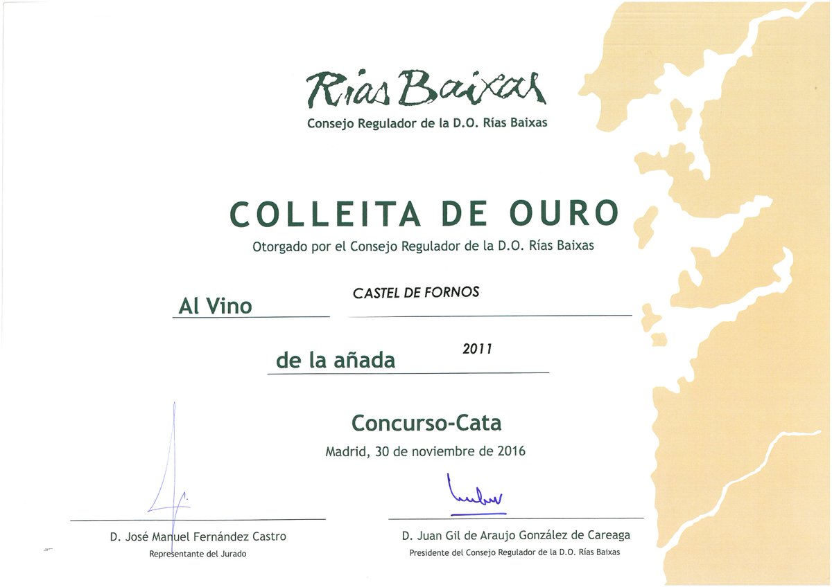 BodegasChaves's tweet photo. Estas fiestas date el capricho de probar un albariño de añadas antiguas. Podrás perderte en un mar de placer que ya creías olvidado.
Felices Fiesta y #albariño #Añadas #doriasbaixas #riasbaixaswines #purechoice #Galicia #wineries #Winelovers #Spain #Wine #Cheers2018 https://t.co/ICyCjxaKip