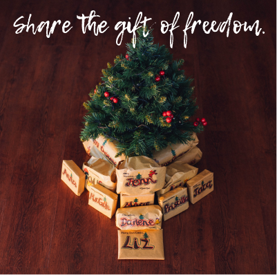 HardwiredOrg's tweet photo. Who are you sharing the gift of freedom with this holiday season? https://t.co/pQ5YeyJQee #presents #gifts #christmas #merrychristmas #christmasshopping #iamhardwired #hardwiredforfreedom #religiousfreedom #reasonfortheseason #peaceonearth #worldpeace #tolerance #coexist https://t.co/IbreNNbjvG