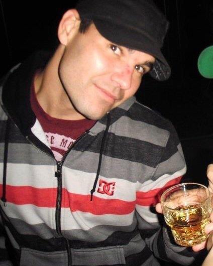 Curleys_Pub's tweet photo. He likes boxing, home brewing and quiet walks on the beach. He’s Brendan Corey. Happy birthday to an important member of the CP family. Enjoy your day, @brendancorey https://t.co/K3EY7rzmP6
