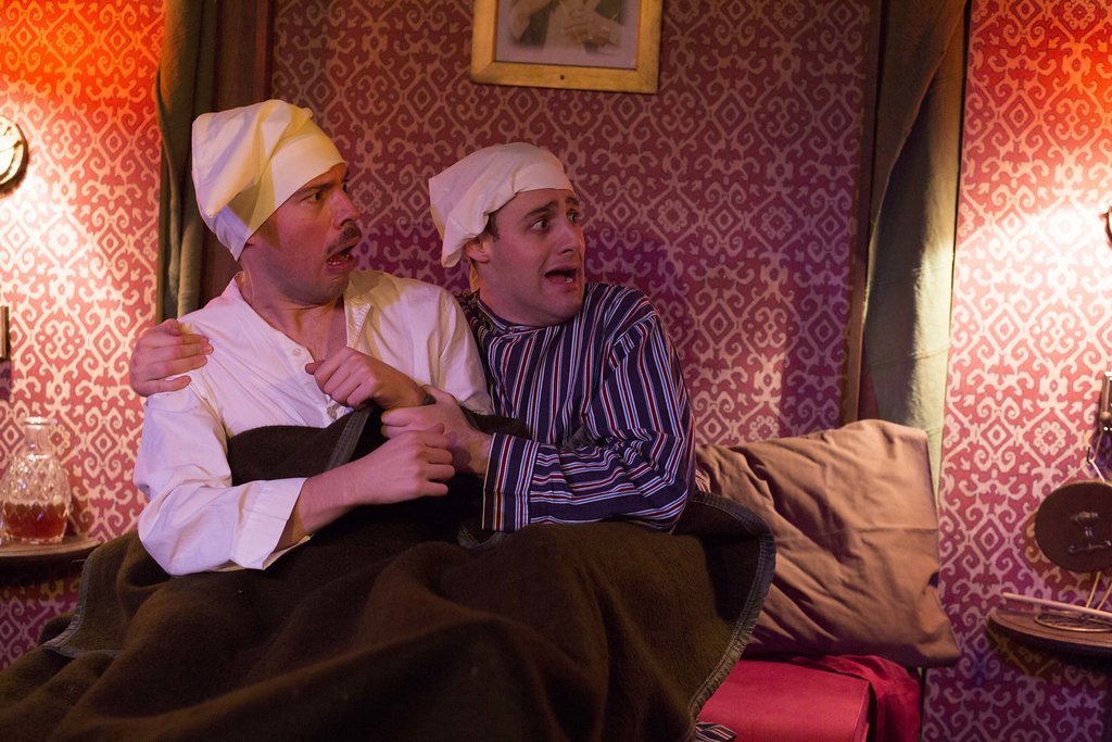 Thark2017's tweet photo. THARK is back from 2nd Jan! Banish those post-Christmas blues and come frolic with our fruity farce @draytonarmsSW5 2-6 Jan. https://t.co/krYyUgqIIV
★★★★ @IThankYouTheatr 
★★★★ @NationalStudent 
★★★★ @LondonTheatre1 
★★★★ @arts_unity 
Best Director @OffWestEndCom https://t.co/CQrXP0s880