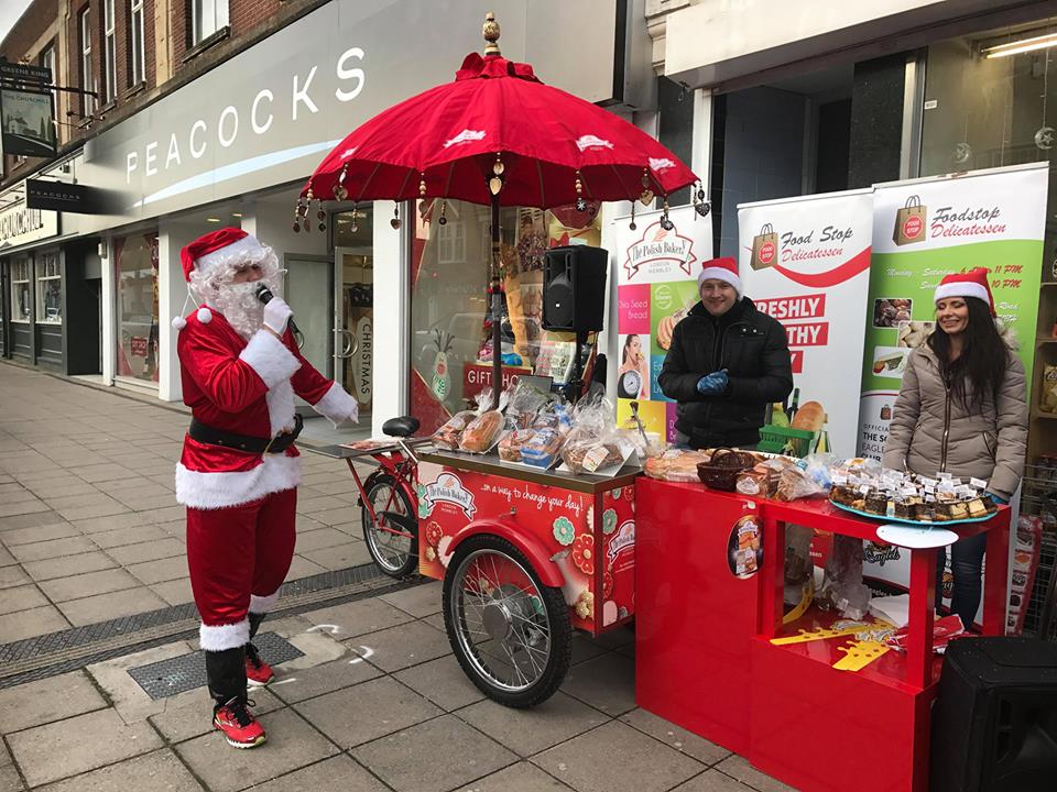 ThePolishBakery's tweet photo. #MerryChristmas from #Poole ! #chrismas2017 Our cake degustation! #Foodie #foodbloggers #cake #polishbread #sourdoughbread #HealthyEating https://t.co/9EJkTfSLAd