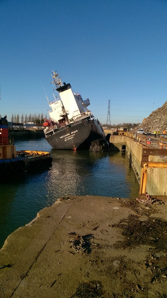 Mekhanik Yartsev is now securely in King George V dock.