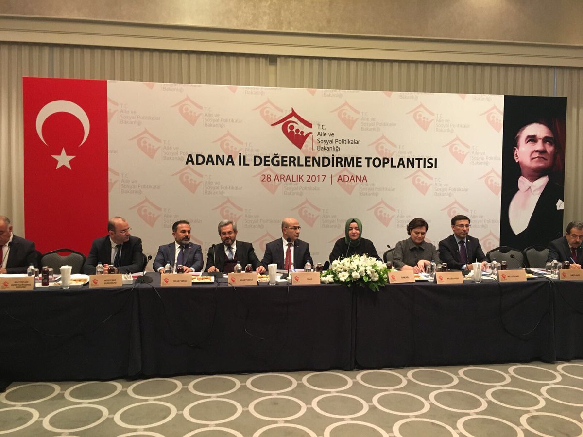Tamer_Dagli's tweet photo. Bakanımız Sn. @drbetulsayan ile Aile ve Sosyal Politikalar Bakanlığı Adana İl Değerlendirme Toptantısı’nı gerçekleştiriyoruz. https://t.co/JVVN0pYfKQ