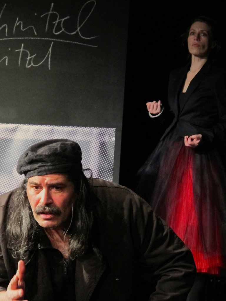 nedjonada15's tweet photo. ZIGEUNERSCHNITZEL Ein Doppelabend des Theater TKO "Stecken, Stab und  Stangl" von E.Jelinek und "Katzenstreu" von S. Horvath Regie,  Dramaturgie: Nada Kokotovic Es spielen: Katharina Waldau, Nedjo Osman, Zejhun Demirov Foto:susebee https://t.co/dzSgXrCyyq