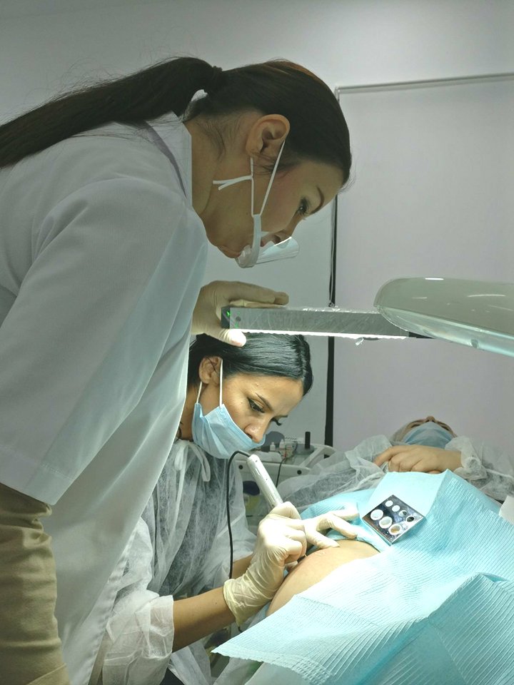 MariaMargineanu's tweet photo. Medical pigmentation offers visual and aesthetic camouflage of the injured area. 
 -------------------------
 https://t.co/dCyxiEINBI
 #anamariamargineanu #startacademy #training #stretchmarks #Medicalpigmentation https://t.co/aEDy0isXaJ