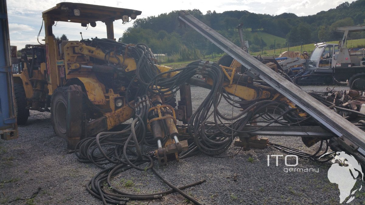 itogermany's tweet photo. ZUset #Atlascopco #boomer 282 #forsale  https://t.co/Y0Js6SOpRZ #tunneling https://t.co/p32Vxc5a4C