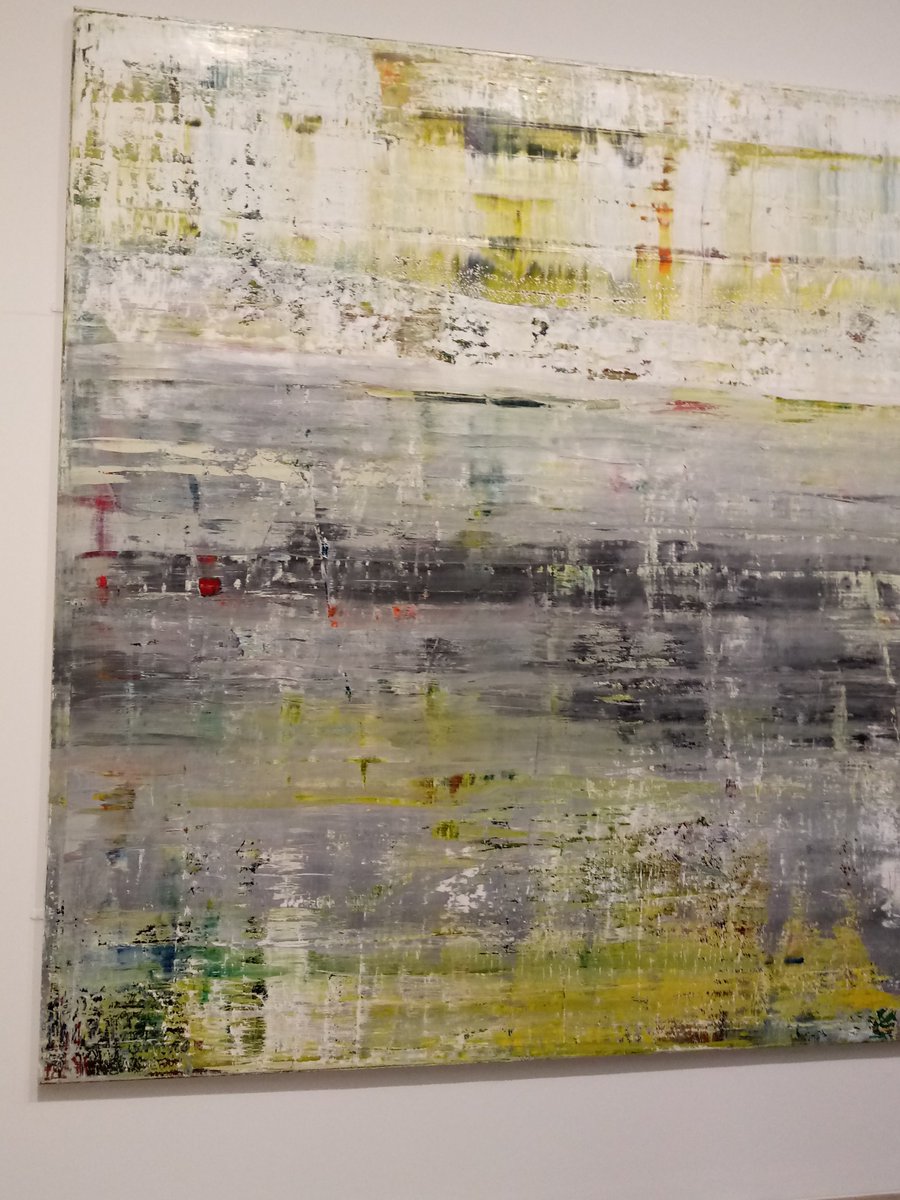 campercow_penny's tweet photo. Coaching in London and introduced to the work of Gerhard Richter by Someone I Work With. @MaydayTrust providing opportunities for people to see the talents and strengths within themselves. #mdstrength #pts https://t.co/lr3NaNzg28