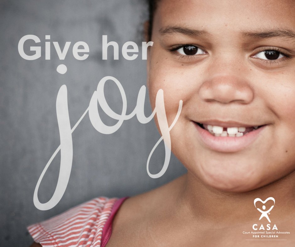 ArkansasCASA's tweet photo. Christmas has finished and the new year is approaching. It is time to make a new resolution! Make it a goal to help a child in need this year through volunteering or donating. Bring a child joy in the new year. Visit us at https://t.co/72n5Ixmgis to find out what you can do. https://t.co/s4bJvTQOAh