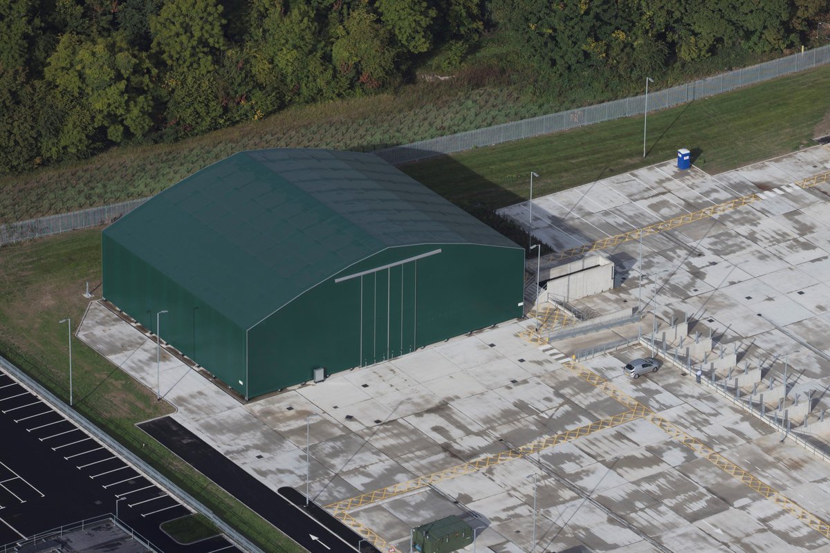 ToroShelters's tweet photo. @ToroShelters announces it has been given the @morgansindall "Perfect Delivery" award for designing and building the salt barn at Thorn Turn Bedfordshire. We could not have done it without the team at modular cubed. https://t.co/cAFlQvdmid