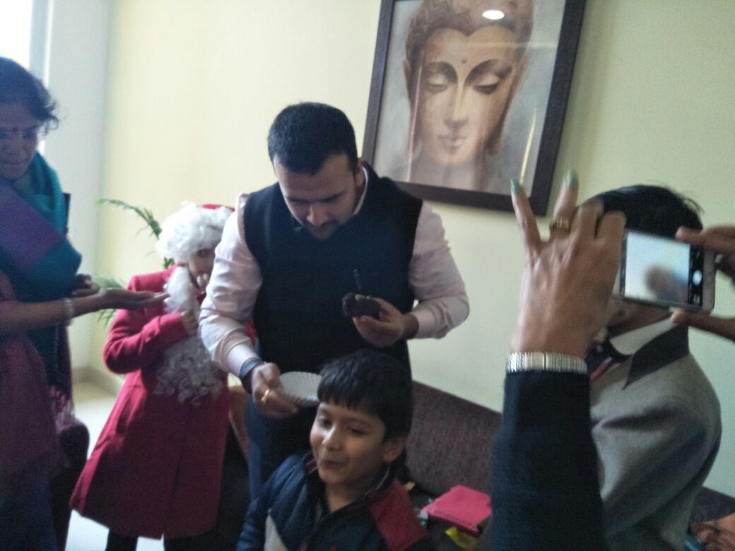 IPS Cambridge Wing (@ipscambridge) on Twitter photo A day spent with Principal and Managing Director!!!
Happy Christmas!!!
<a href="/Anupam_Sharmaa/">AnupamSharma</a> <a href="/IpsCambridge/">IPS Cambridge Wing</a> <a href="/anjali609/">Anjali Verma</a> <a href="/mitt/">Mitt Romney</a> A day spent with Principal and Managing Director!!!
Happy Christmas!!!
<a href="/Anupam_Sharmaa/">AnupamSharma</a> <a href="/IpsCambridge/">IPS Cambridge Wing</a> <a href="/anjali609/">Anjali Verma</a> <a href="/mitt/">Mitt Romney</a>
