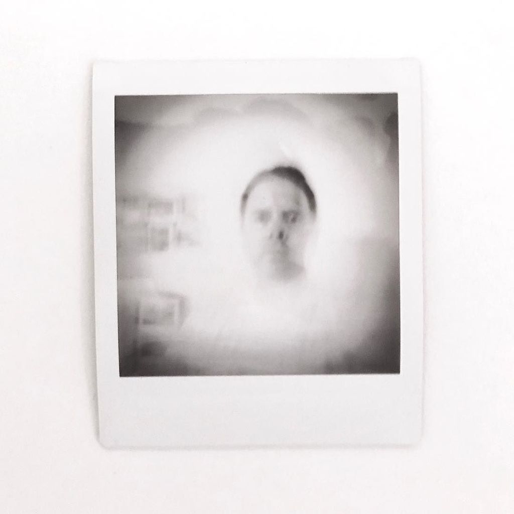 soforthorst's tweet photo. Selfie 🤳 #tag362 #365sofort #soforthorst #instax #instaxsquare @photoauge #bnw #schwarzweiss #blackandwhite #Abschluss https://t.co/DVRxnPHrLU https://t.co/RLOcQt2Msn
