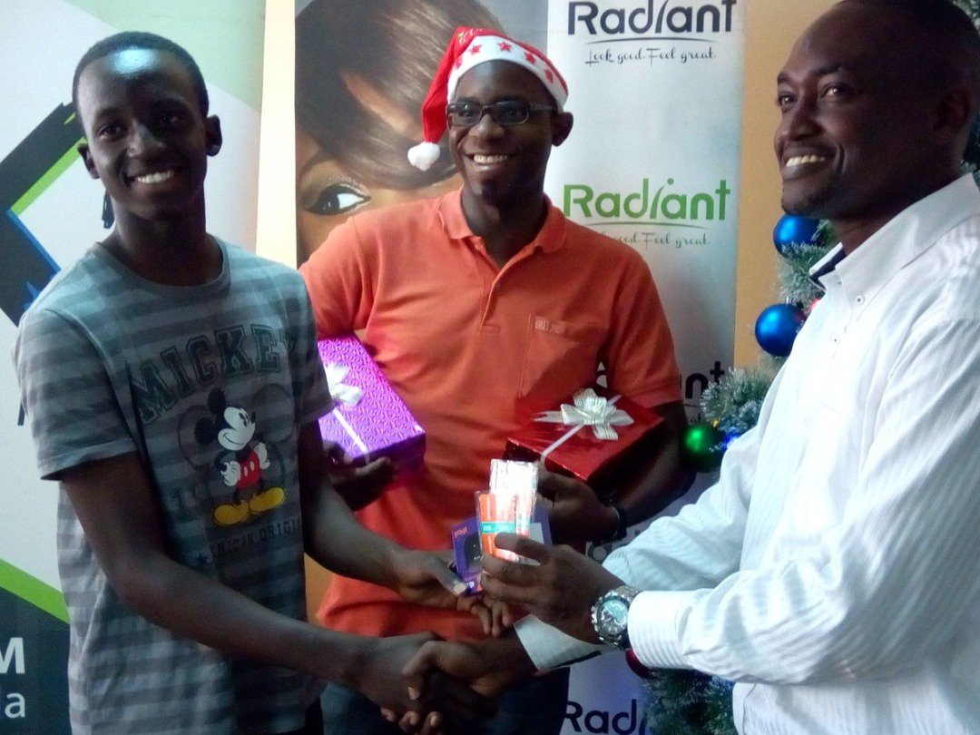 lordghill's tweet photo. The joy of giving #xfmlitmas @XfmUG https://t.co/YSAu5oIhkb