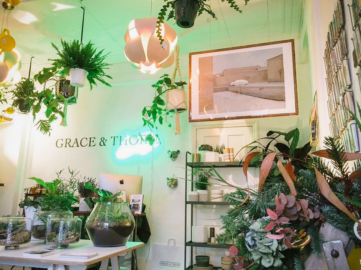 IYL Showcase London 2017 - Finalist Leonardo Magrelli up <a href="/graceandthorn/">Grace & Thorn</a> until 5th January 2018. Co-curated by <a href="/Booooooom/">Booooooom</a> More info: splashthat.com/sites/view/ify… #ifyouleave