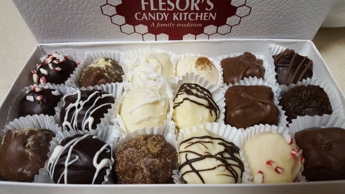 flesorscandy's tweet photo. Happy National Chocolate Candy Day! What's your favorite chocolate candy?
Making our family's homemade candy since 1901 in Tuscola, Illinois. https://t.co/vZe34CtVQd