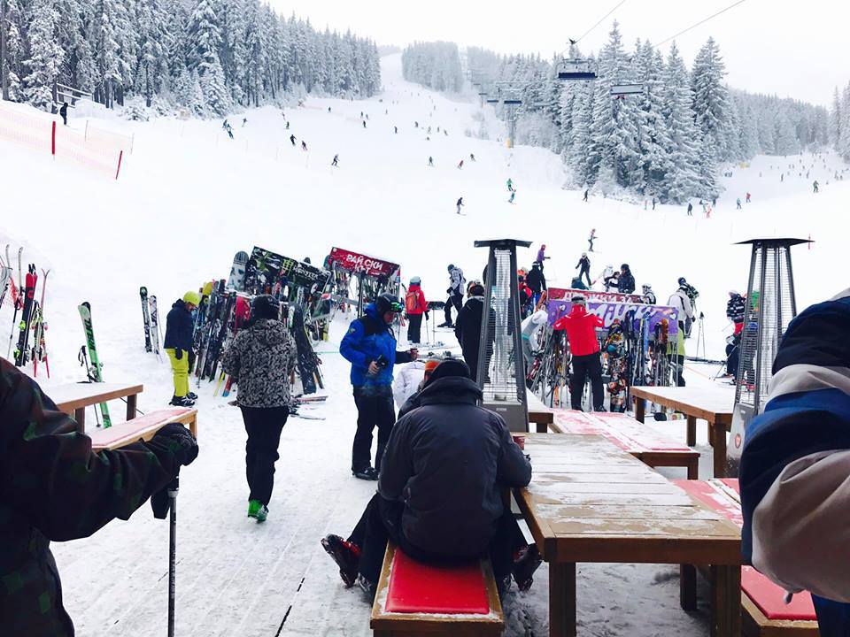 Bulgarian Cabinet opens door to second Bansko ski lift with amended Pirin National Park plan sofiaglobe.com/2017/12/28/bul…