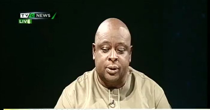 tvcnewsng's tweet photo. #JH : People can hire all kinds of funny characters to lie on social media that it's the marketers that caused this, I'm happy that someone like Femi Falana has come out to say it's the planlessness of Baru and Kachikwu that got us into this - @BabajideOtitoju. https://t.co/tS7z5GCMO7