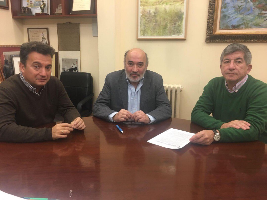 jmarandalassa's tweet photo. La Comisión de Gobierno celebrada hoy ha adjudicado la venta de  parcela de 29500 m2 situada en el Polígono Cuadras de Esteras a Aster Investments.Contempla tener aproximadamente 160 trabajadores en nuestra ciudad en 2020 y la nave estará construida 2018. https://t.co/Fasv1Pbkrs