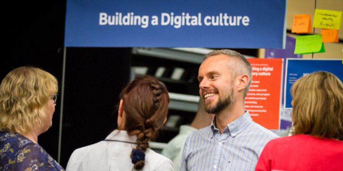 DWPDigital's tweet photo. 🆕 Here's our celebration of 2017 via colleagues' most popular blog posts.
Key themes: #DigitalTransformation #Tech #Diversity & #Inclusion
🎇 Happy New Year from all of us at DWP Digital! 🎆
https://t.co/btrJk23eyL https://t.co/dm4lnlZmoW