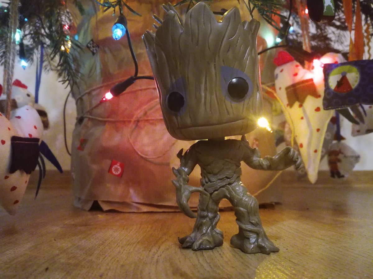 blackstar_prime's tweet photo. Najlepszy spóźniony prezent na gwiazdkę 😍😍😍 #Marvel #GuardiansOfTheGalaxy #Groot #groot #jamesgunn #BlueStarPL #Christmas #ChristmasPresent #FunkoPop https://t.co/riLu1fBX0W