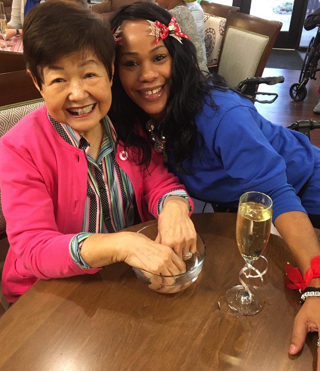 HeartisArlingto's tweet photo. Who doesn't enjoy a long day of pampering w/ bubbly on the side? Heartis residents, Chuck &amp; Kay, toast their new home &amp; friends while Muriel got ready for one of Ladybug’s famous manicures! #HeartisCulture. #FrontierCulture. https://t.co/2324Y7jHYF