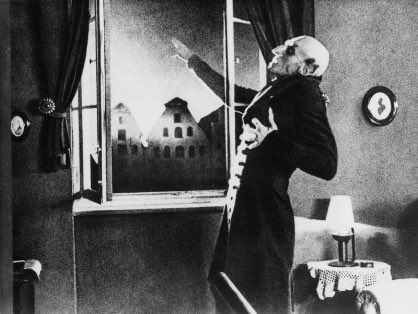 PhotosFreaky's tweet photo. The 1922 film Nosferatu started the popular trope where vampires burn and die in sunlight. Bram Stoker’s vampire was only slightly weakened by sunlight, not destroyed by it. https://t.co/3L2cU7e0qH