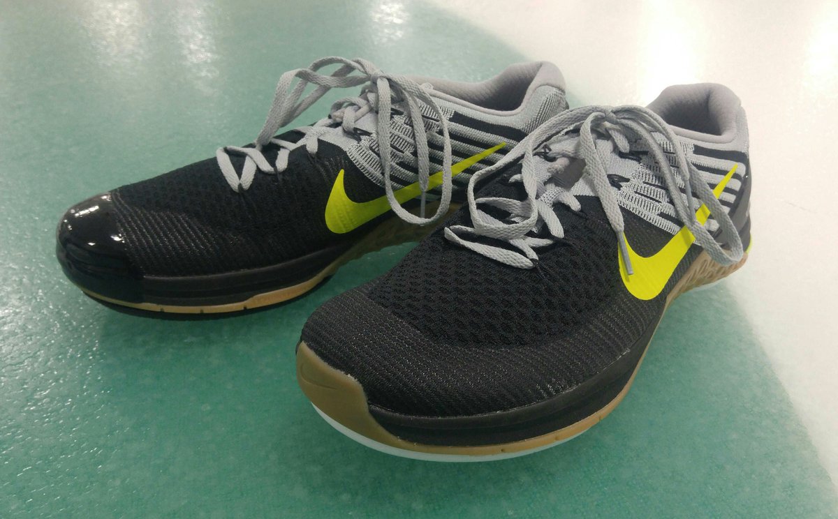 nike curling shoes