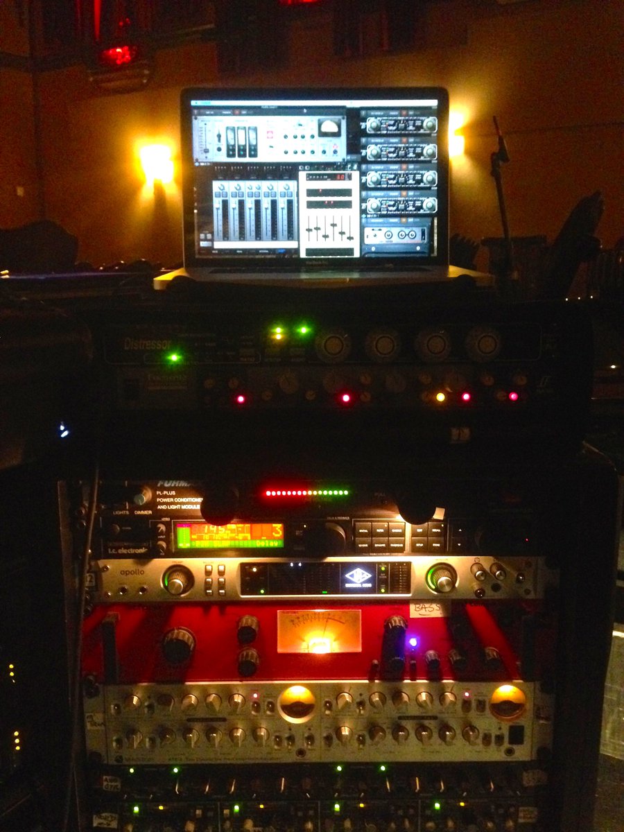 reprohead's tweet photo. Foh rack for PJ Harvey world tour, recently finished 18 months hard touring, 
@UAudio Apollo 8,  compressors and reverb's, always stable, used at all 97 shows. https://t.co/466a0oUZXN