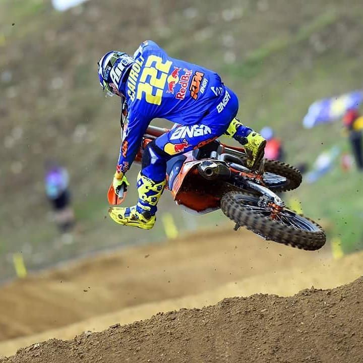 athenasocial's tweet photo. AEQUILIBRIUM.
@antoniocairoli and his @ktmfactoryracing powered by Athena.
#AthenaMotorsport #AthenaParts #TC222 #KTM #ThursdayFun https://t.co/sYE2BjykaG https://t.co/aVDsrnIbif