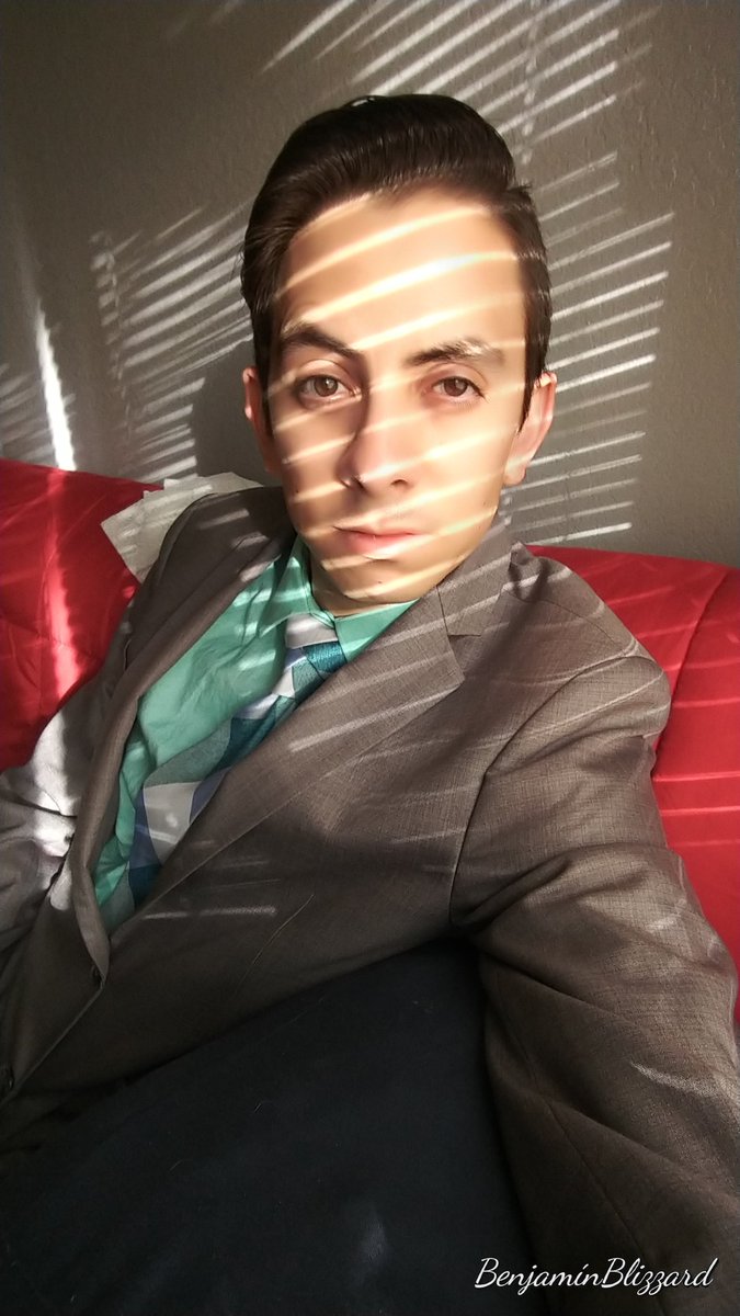 BlizzardFiore's tweet photo. What make you Different from the Rest of the World!!!! Find what makes you #Unique &amp; use it too your Advantage.... #YourStyle #Fashionblogger #MintAndGrey #Stylish #BeCourious @StyleWithLuxury @mensfashionmag @malestyle @malefashionking #FindAdventure https://t.co/uJZ9ycjcLL