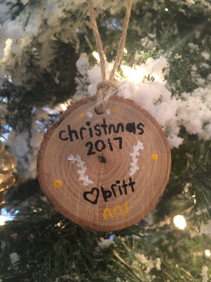 aaaronbruno's tweet photo. thank you my lovely @brittf22 for this beautiful keepsake of an ornament, this means the world to me :') i adore you 💛 https://t.co/Ii7KAlDtC1