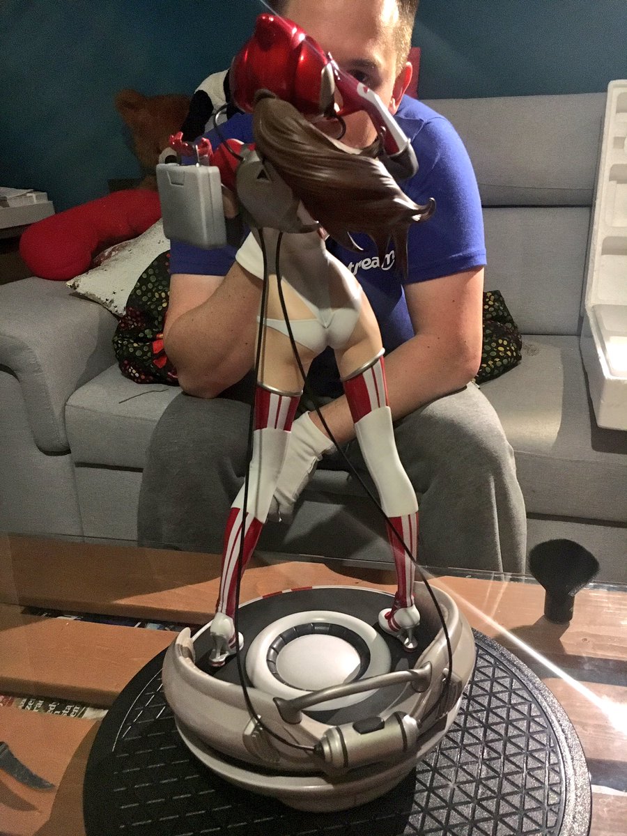 Miss_Baltica's tweet photo. #pepper #pepperproject @Artgerm @collectsideshow #sideshowcollectibles #premiumformat #figure https://t.co/RxW60se6mO