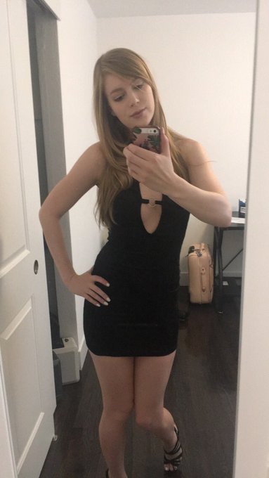 This dress was $10 https://t.co/YOvmcSpYk0