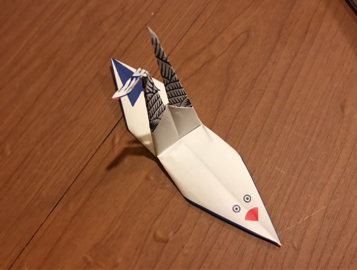 どこで間違えた 羽と頭が逆の折り鶴 どこも何も最初の三角が間違いw Togetter どこで間違えた 羽と頭が逆の折り鶴 どこも何も最初の三角が間違いw Togetter