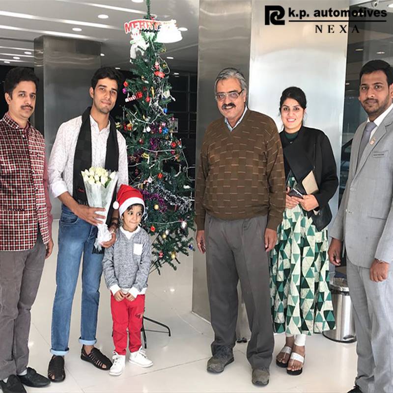 kp_nexa's tweet photo. This is how we roll celebration
#christmas #deliveryceremony #cardelivery #nexacars #tbt #happyclients #nexasanta #kpautomotives #nexaqueensroad https://t.co/KNiWMJAy72