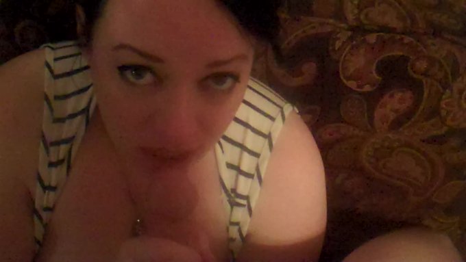 Thank you for buying! Beautiful quick blowjob and swallow. Get yours here https://t.co/luIfBUQj6x @manyvids<a href="/tag/mvsales"class="tags"><span>#mvsales</span></a>