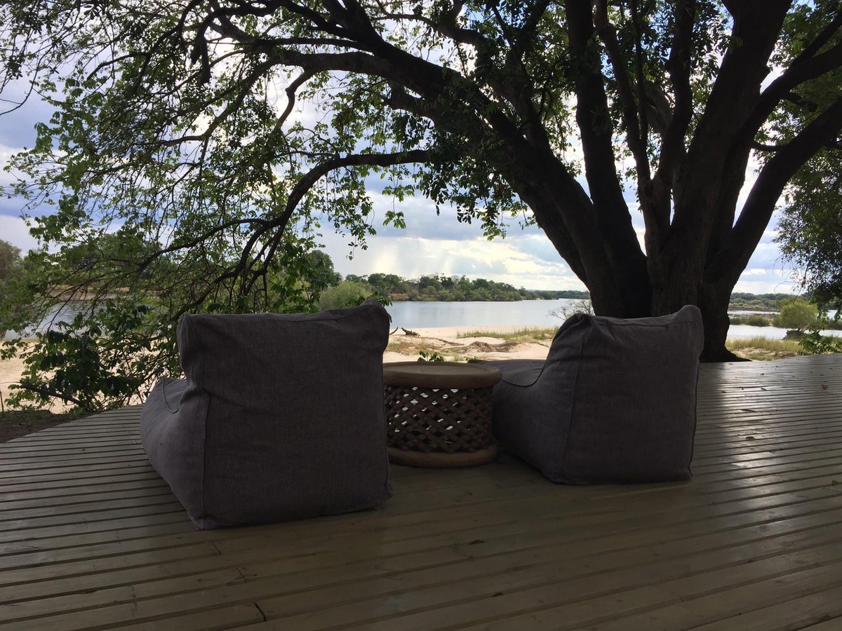 Destination_Zim's tweet photo. Experience the magic and tranquility that #ChunduIsland has to offer. Set on a private island on the mighty #Zambezi River, Chundu Island is a perfect blend of beach and bush info@seoloafrica.com #Visitzimbabwe https://t.co/NAhlVGl0Be